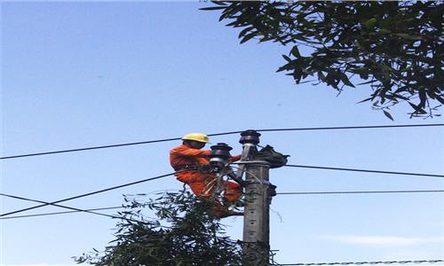 ĐẦU TƯ ĐỒNG BỘ HẠ TẦNG ĐIỆN LƯỚI GÓP PHẦN THÚC ĐẨY  PHÁT TRIỂN HUYỆN MIỀN NÚI MINH HÓA QUẢNG BÌNH 